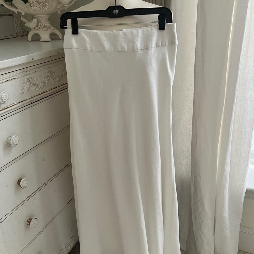 White Linen Maxi Skirt - Women